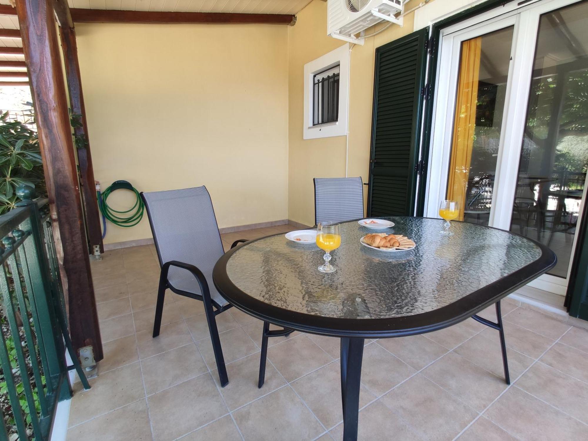 Irida Apartment Apolpaina Ngoại thất bức ảnh